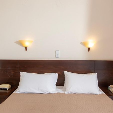 Eurohotel Theo Hotel Agia Marina Extérieur photo